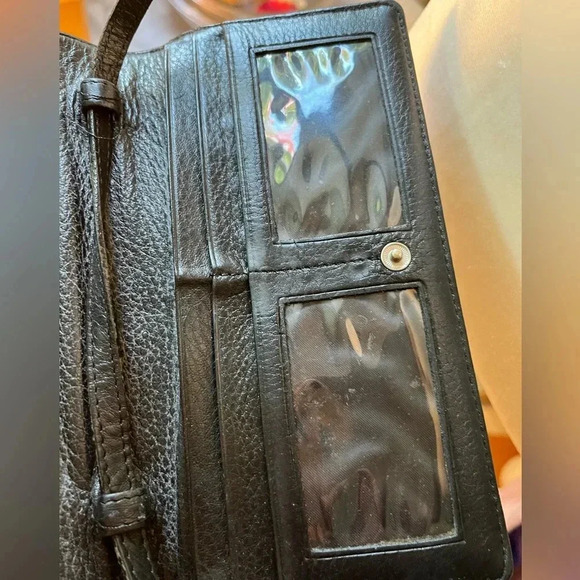 Brighton Crossbody Long Wallet Leather Black and Brown Brighton Heart - Picture 12 of 17